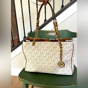 Michael Kors Bag